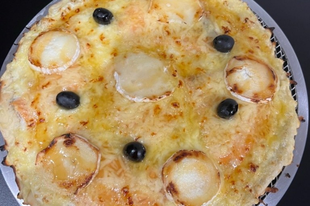 LA PIZZA DU MOIS DE MARS A EMPORTER CHEZ PIZZA POMS